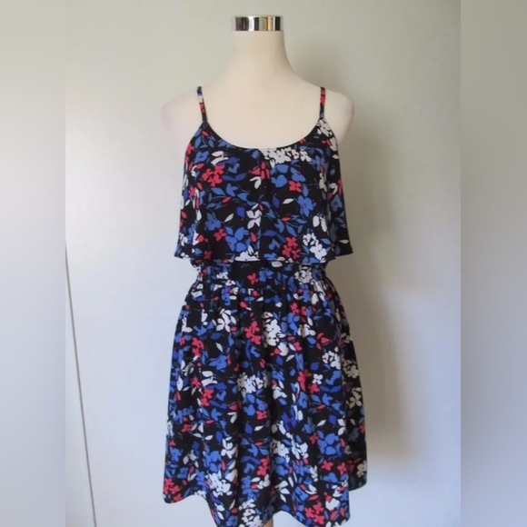 ELLE Blue Wildflower Print Elastic waist Summer Dress size M - Picture 1 of 10